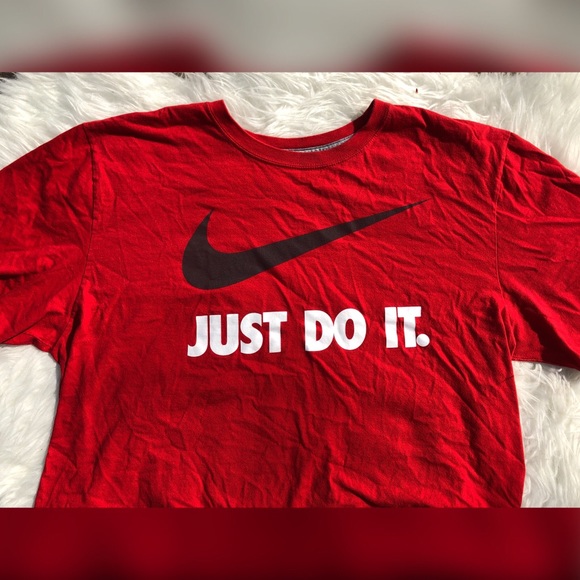 Nike Other - Nike tee